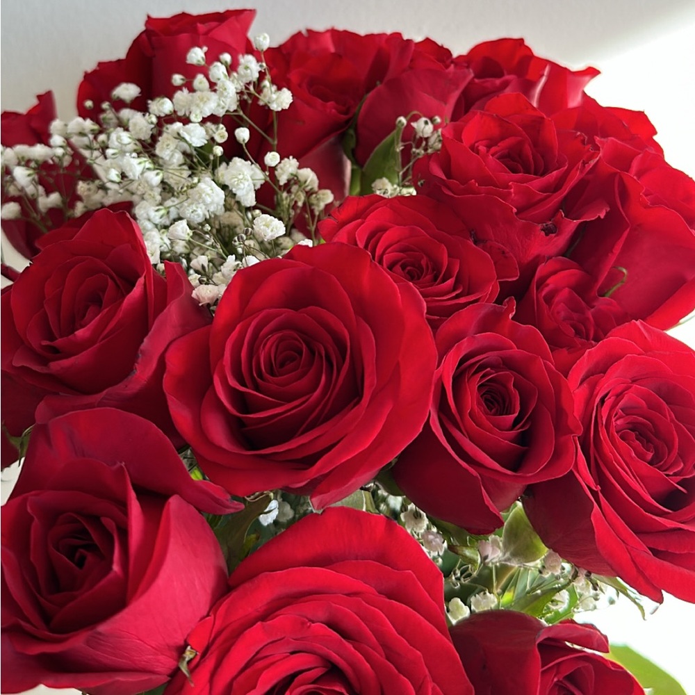 Welcome! It’s nice to meet you, checkout my closet